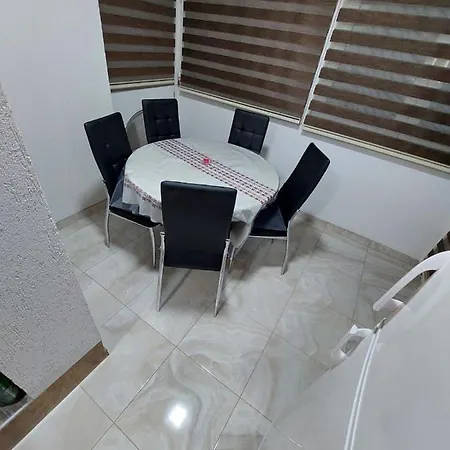 Apartament De La Pyramide Du Soleil *