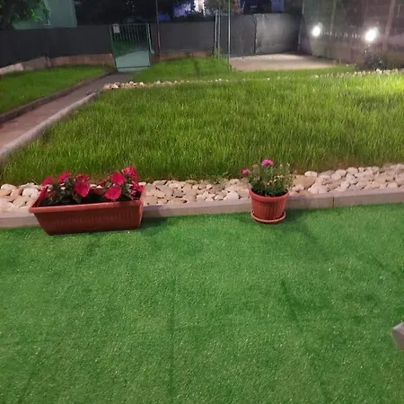 De La Pyramide Du Soleil