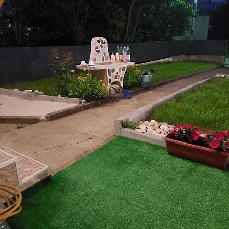 Apartament De La Pyramide Du Soleil *